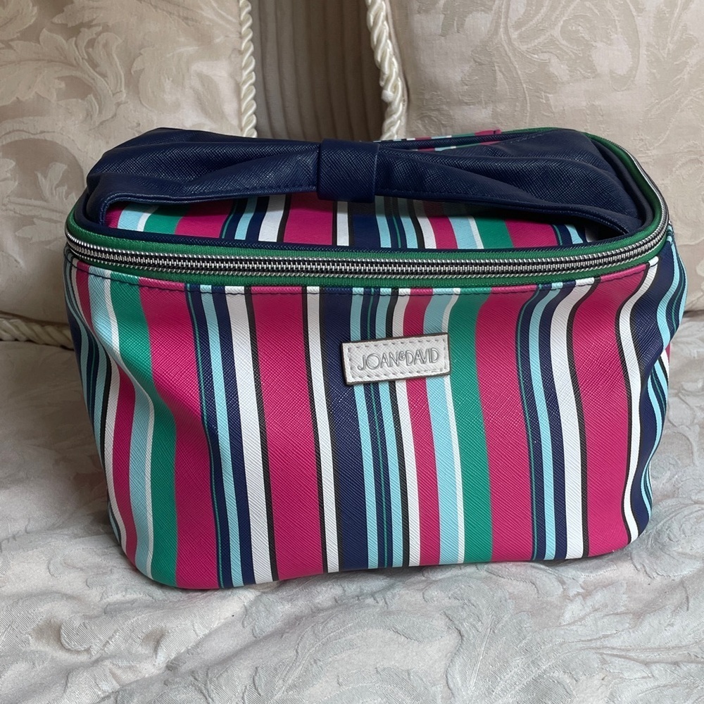 1246.‎ Joan & David 3 Piece Colorful Striped Cosmetic & Toiletry Bag Set. NWOT. - Picture 3 of 5